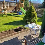 Mit Kueche & Kleines Gaestezimmer Lisi Ohne Kueche Im Obergeschoss - 2 Separate Einheiten - Nahe Salzburg, Ideal Fuer Familien & Durchreise Apartamento