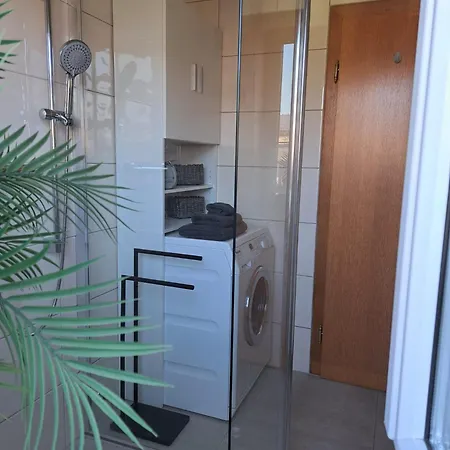 Lisi Apartment *