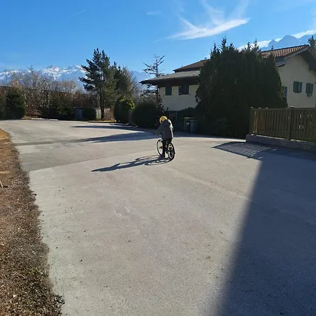 Lisi - Naehe Salzburg, Fuer Durchreise, Skifahrer, Wanderungen, Besichtigungen, Radfahrer, Familien, Paare Kuchl