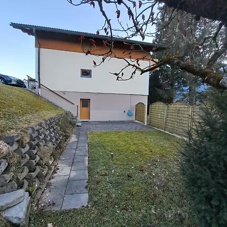 Lisi - Naehe Salzburg, Fuer Durchreise, Skifahrer, Wanderungen, Besichtigungen, Radfahrer, Familien, Paare Apartment