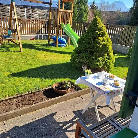 Lisi - Naehe Salzburg, Fuer Durchreise, Skifahrer, Wanderungen, Besichtigungen, Radfahrer, Familien, Paare Appartamento