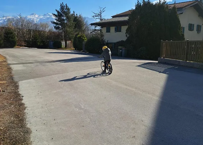 Lisi - Naehe Salzburg, Fuer Durchreise, Skifahrer, Wanderungen, Besichtigungen, Radfahrer, Familien, Paare Kuchl