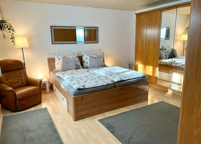 Appartement Mit Kueche & Kleines Gaestezimmer Lisi Im Obergeschoss- 2 Separate Einheiten - Nahe Salzburg, Ideal Fuer Familien & Durchreise